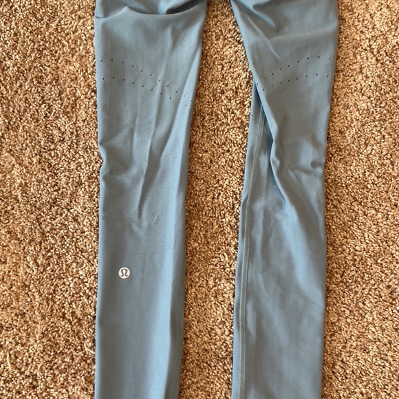 Lululemon Athletica Size 2  Excellent Condition 🔥 - Picture 6 of 7